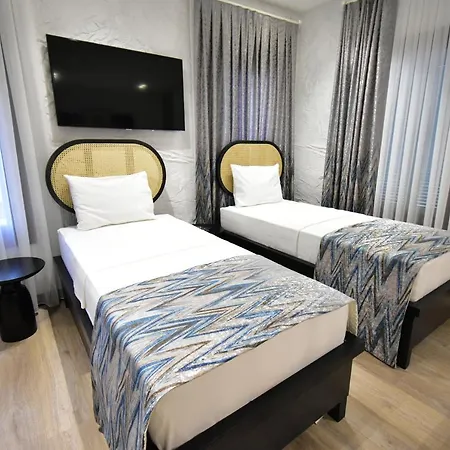 Gülayvalık Ayvalı