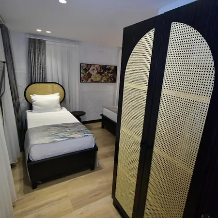 Gulayvalik * Ayvalı