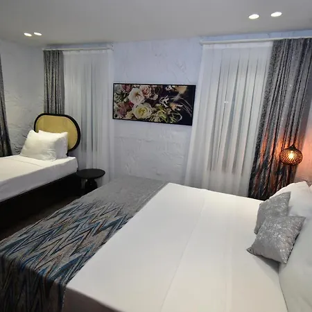 Gülayvalık Hotel Ayvalı