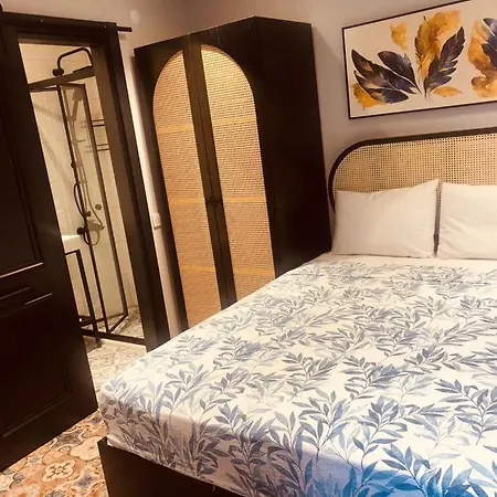 Gulayvalik Bed & Breakfast